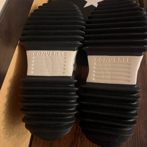 New Rare Converse Patent Leather Wedge - Picture 7 of 7